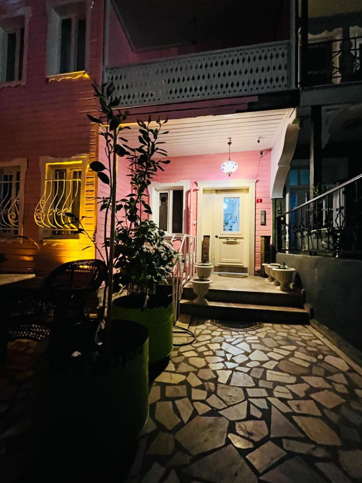 Pembe Koesk Old City Center Istanbul Bagian luar foto