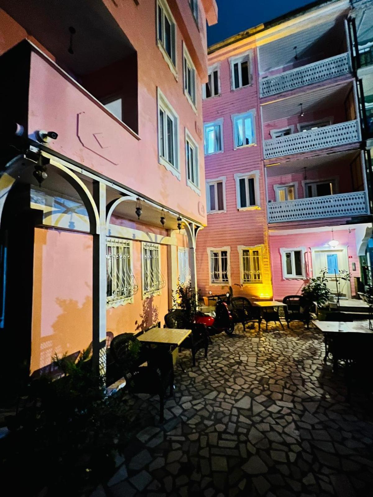 Pembe Koesk Old City Center Istanbul Bagian luar foto